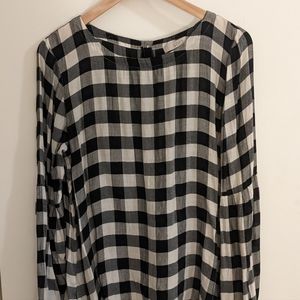 Ann Taylor Loft plaid blouse with buttons